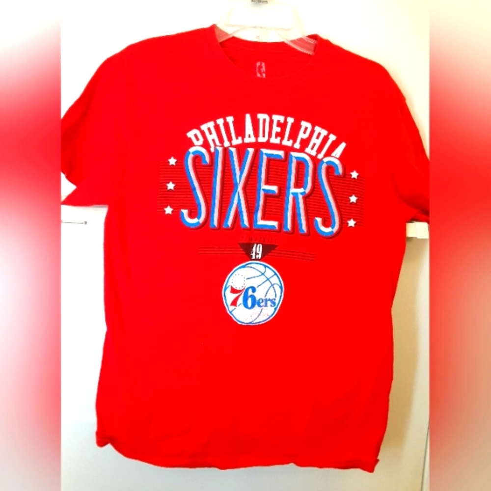 Euc sixers tshirt